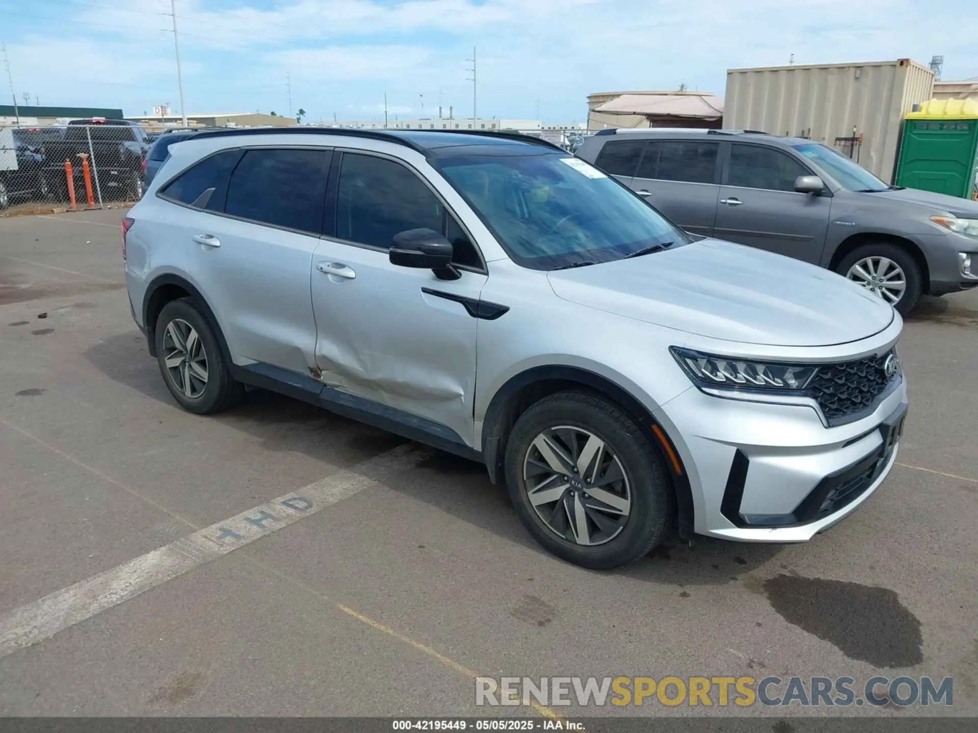 1 Photograph of a damaged car 5XYRH4LF2MG037168 KIA SORENTO 2021