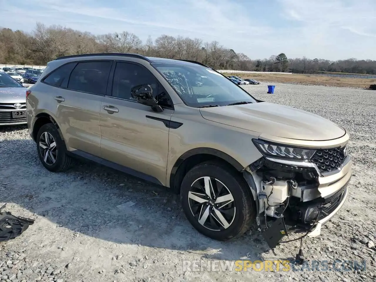 4 Photograph of a damaged car 5XYRH4LF2MG058053 KIA SORENTO 2021