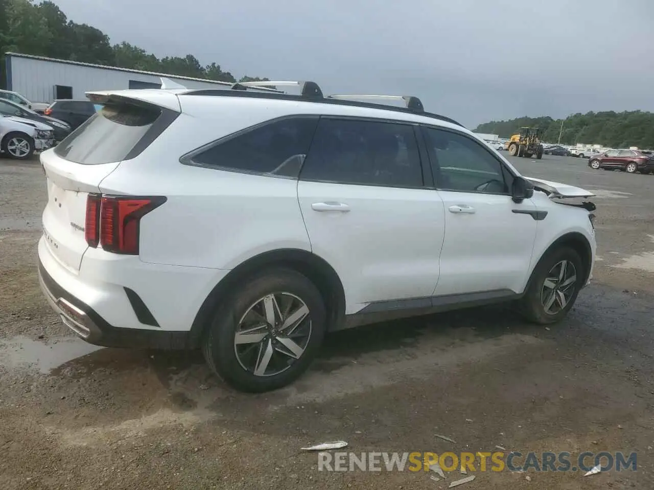 3 Photograph of a damaged car 5XYRH4LF4MG031145 KIA SORENTO 2021
