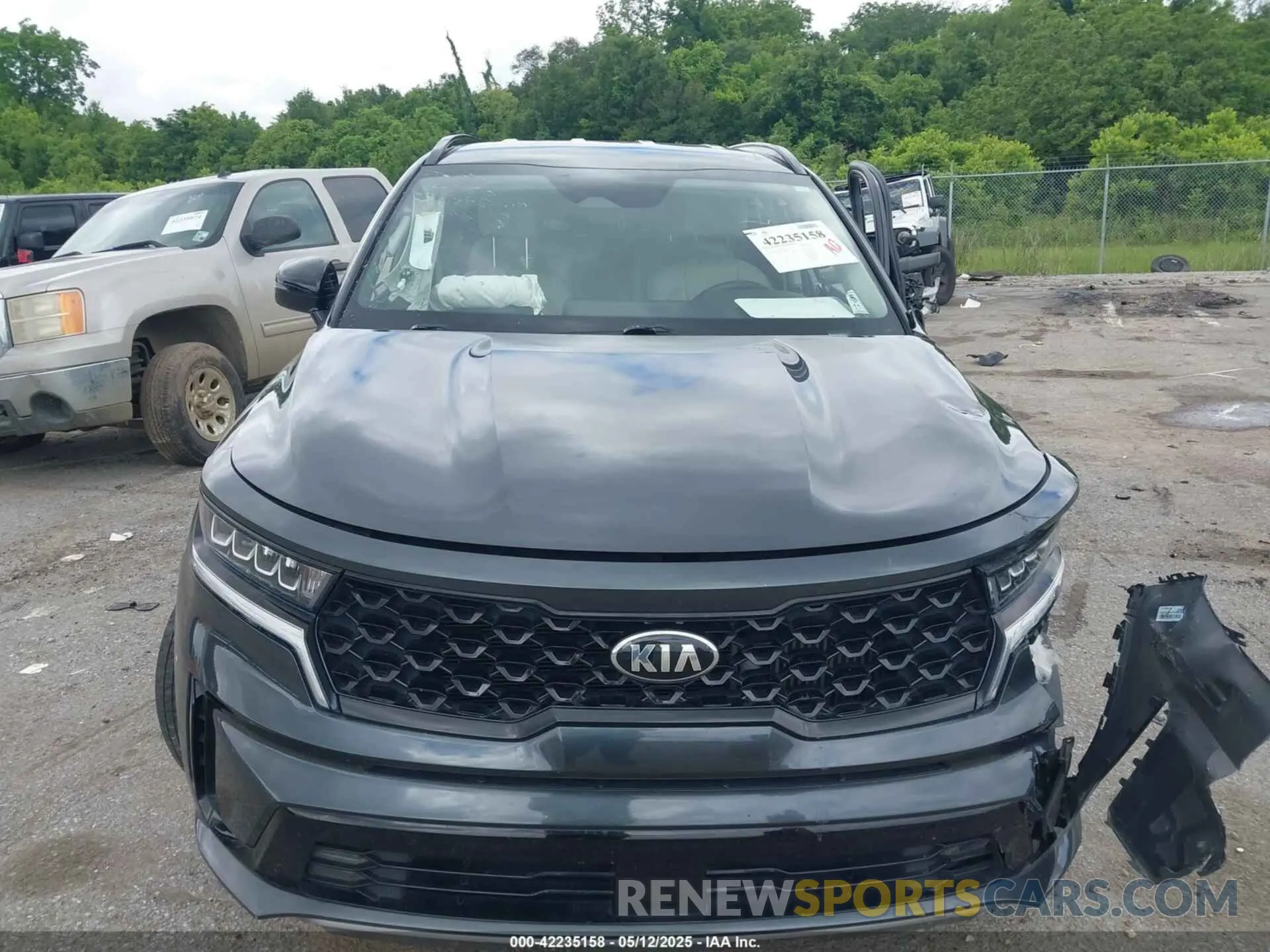 11 Photograph of a damaged car 5XYRH4LF4MG032974 KIA SORENTO 2021