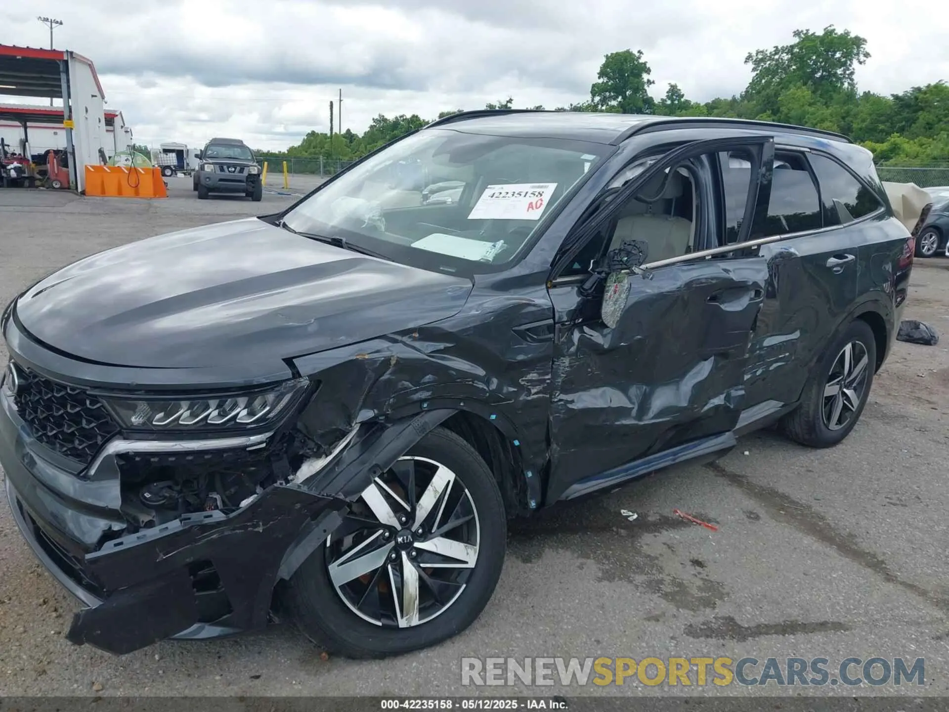 6 Photograph of a damaged car 5XYRH4LF4MG032974 KIA SORENTO 2021