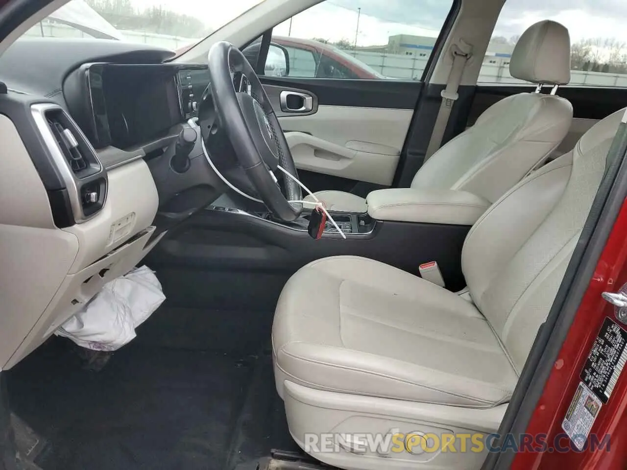 7 Photograph of a damaged car 5XYRH4LF5MG070407 KIA SORENTO 2021