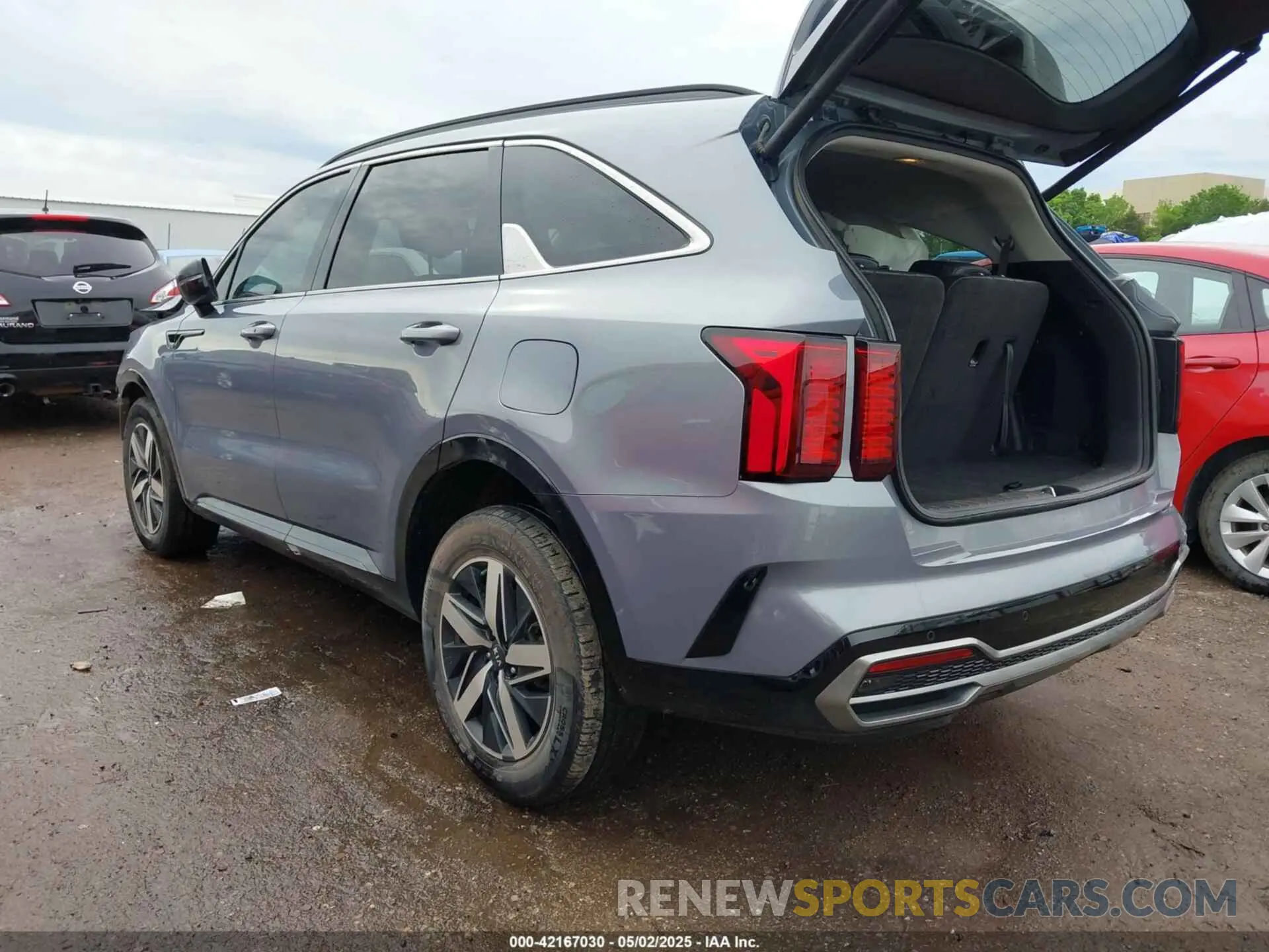 3 Photograph of a damaged car 5XYRH4LF8MG034839 KIA SORENTO 2021