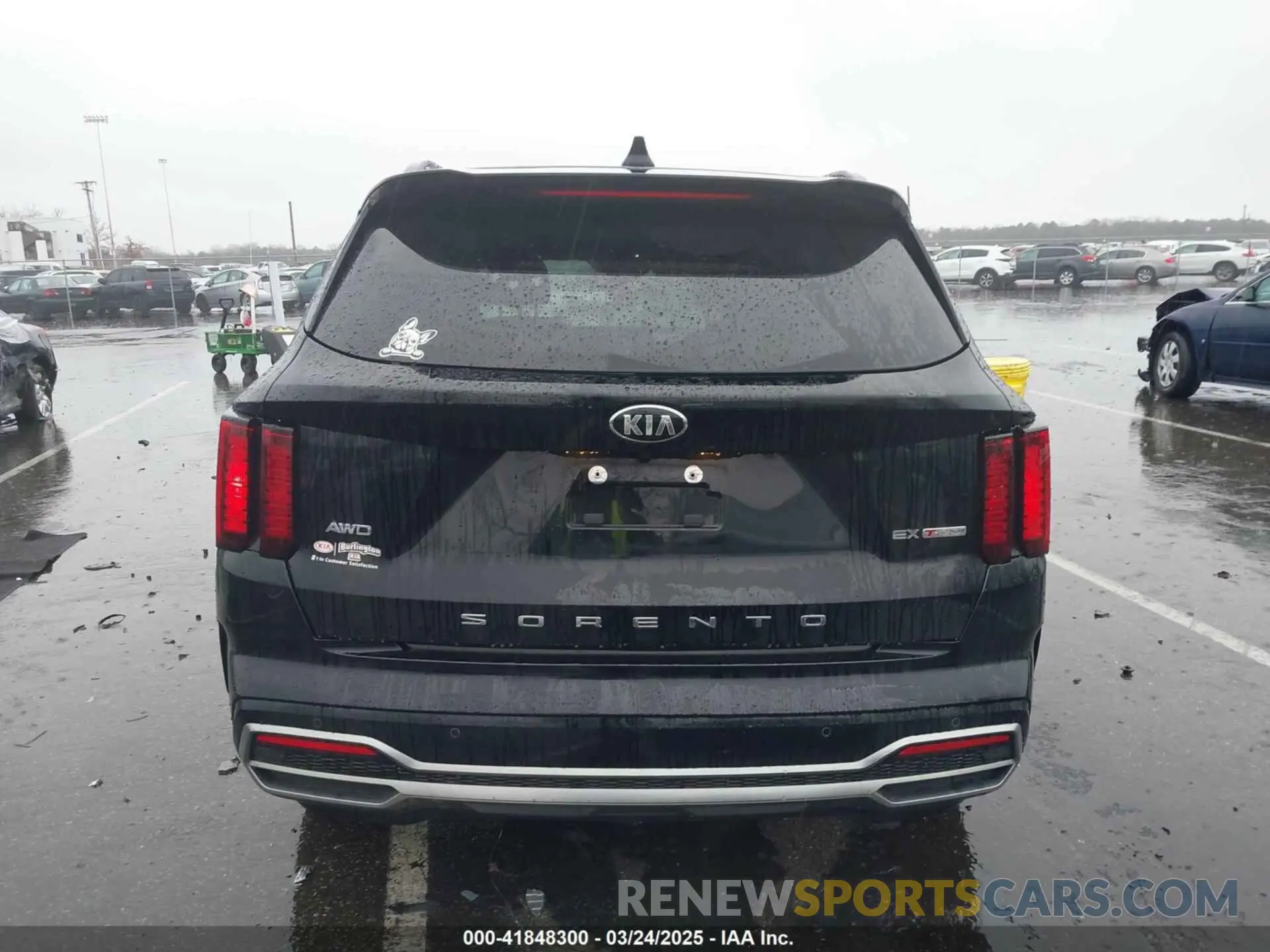 16 Photograph of a damaged car 5XYRHDLF4MG056093 KIA SORENTO 2021