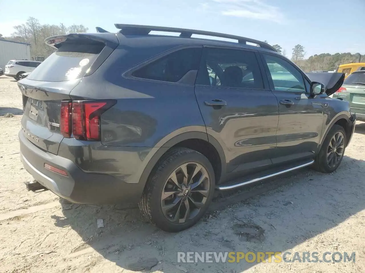 3 Photograph of a damaged car 5XYRHDLF4MG068535 KIA SORENTO 2021
