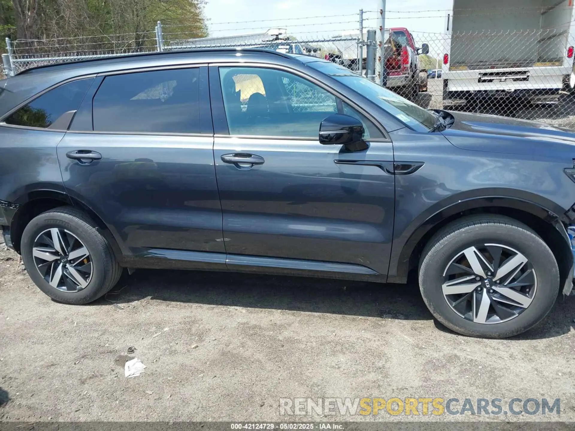 14 Photograph of a damaged car 5XYRHDLF7MG058307 KIA SORENTO 2021