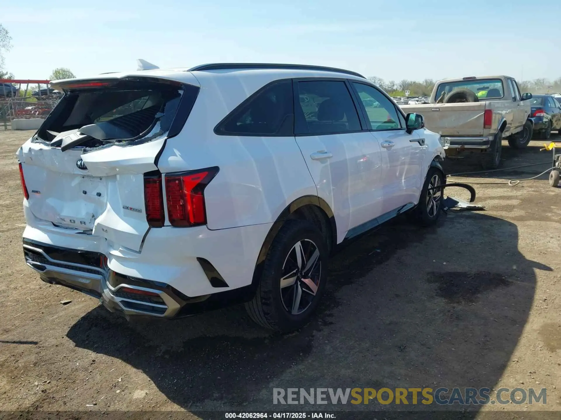 4 Photograph of a damaged car 5XYRHDLF7MG059909 KIA SORENTO 2021