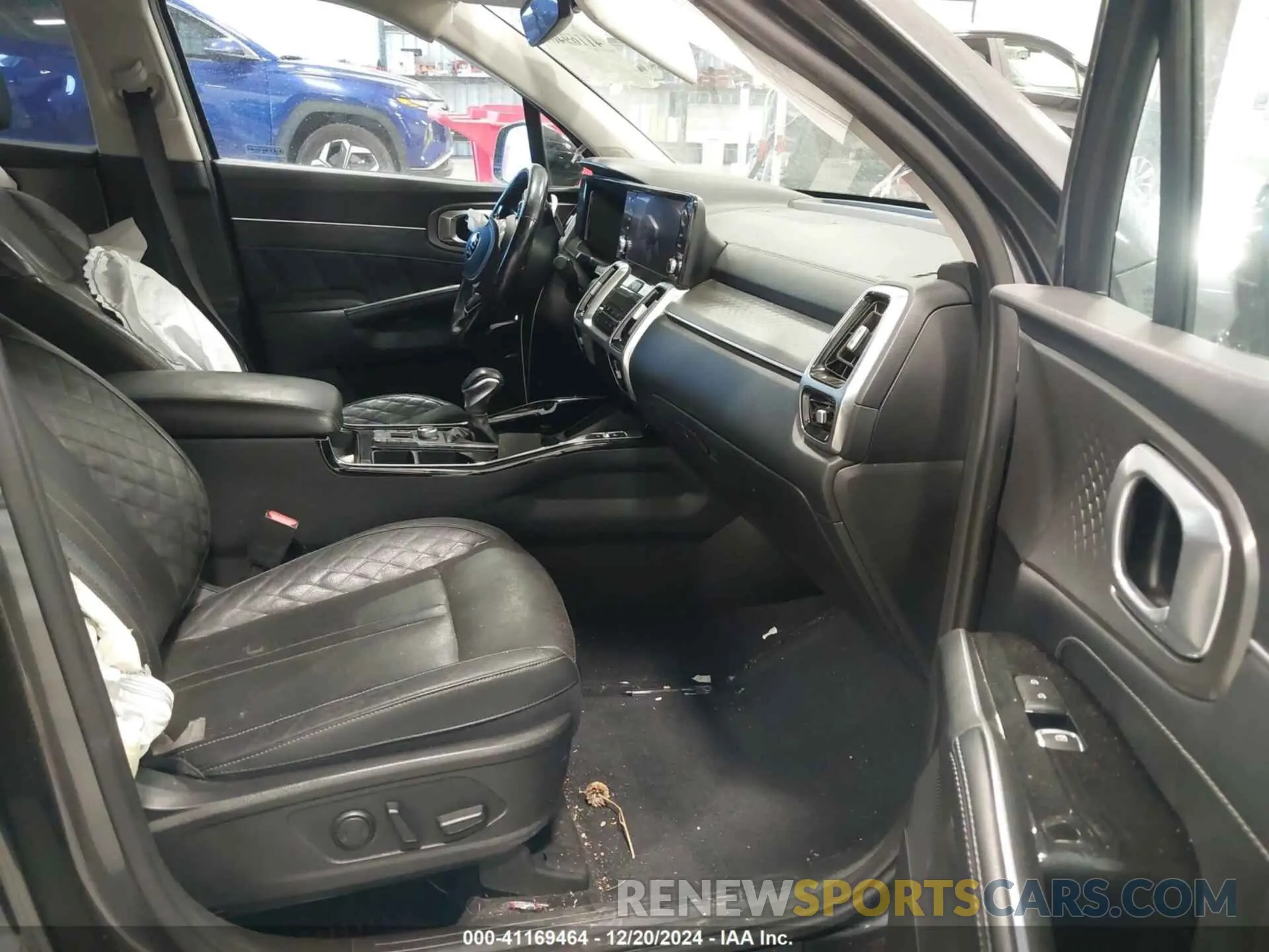 5 Photograph of a damaged car 5XYRK4LF1MG012179 KIA SORENTO 2021