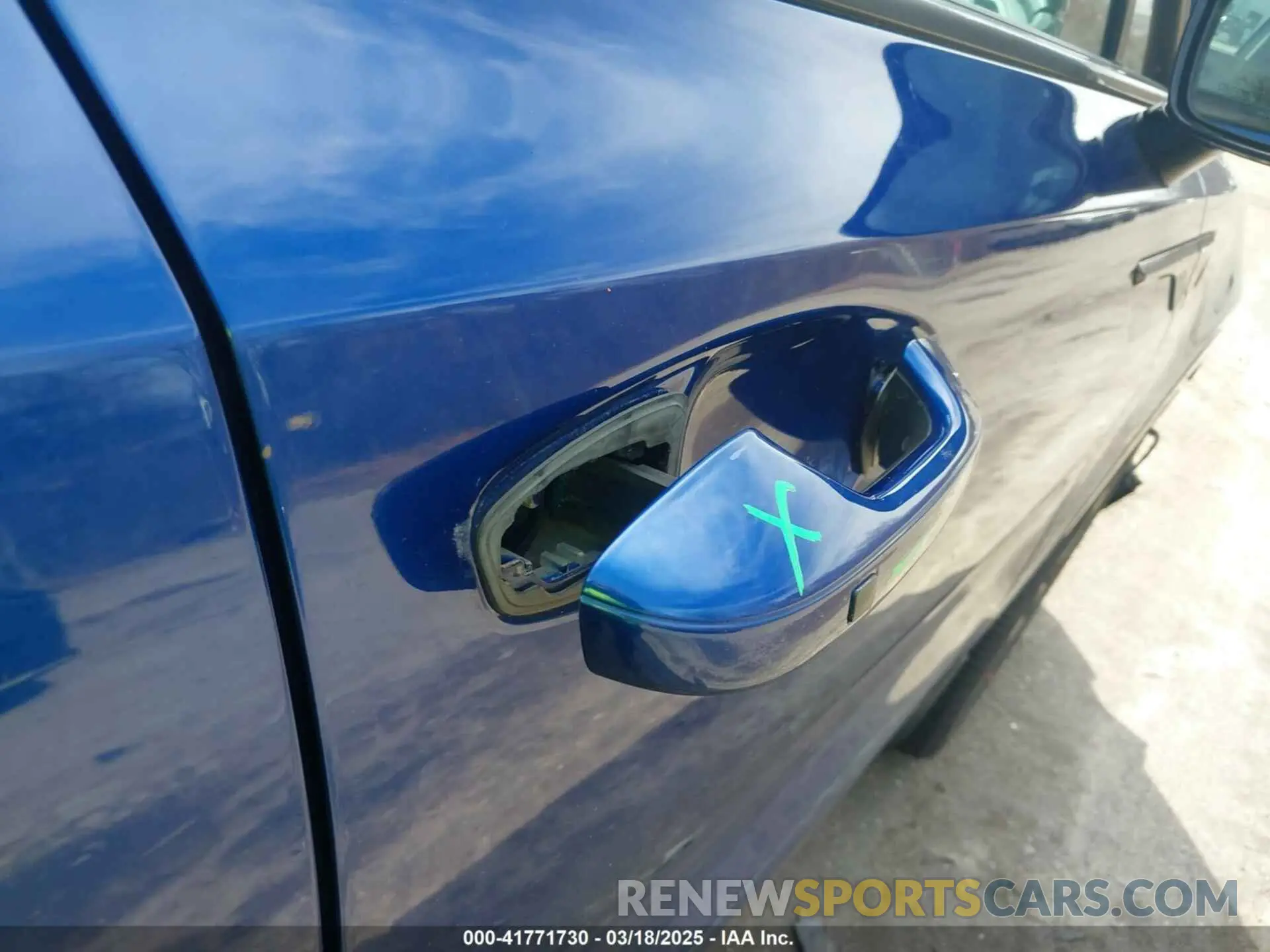19 Photograph of a damaged car 5XYRK4LF1MG073547 KIA SORENTO 2021