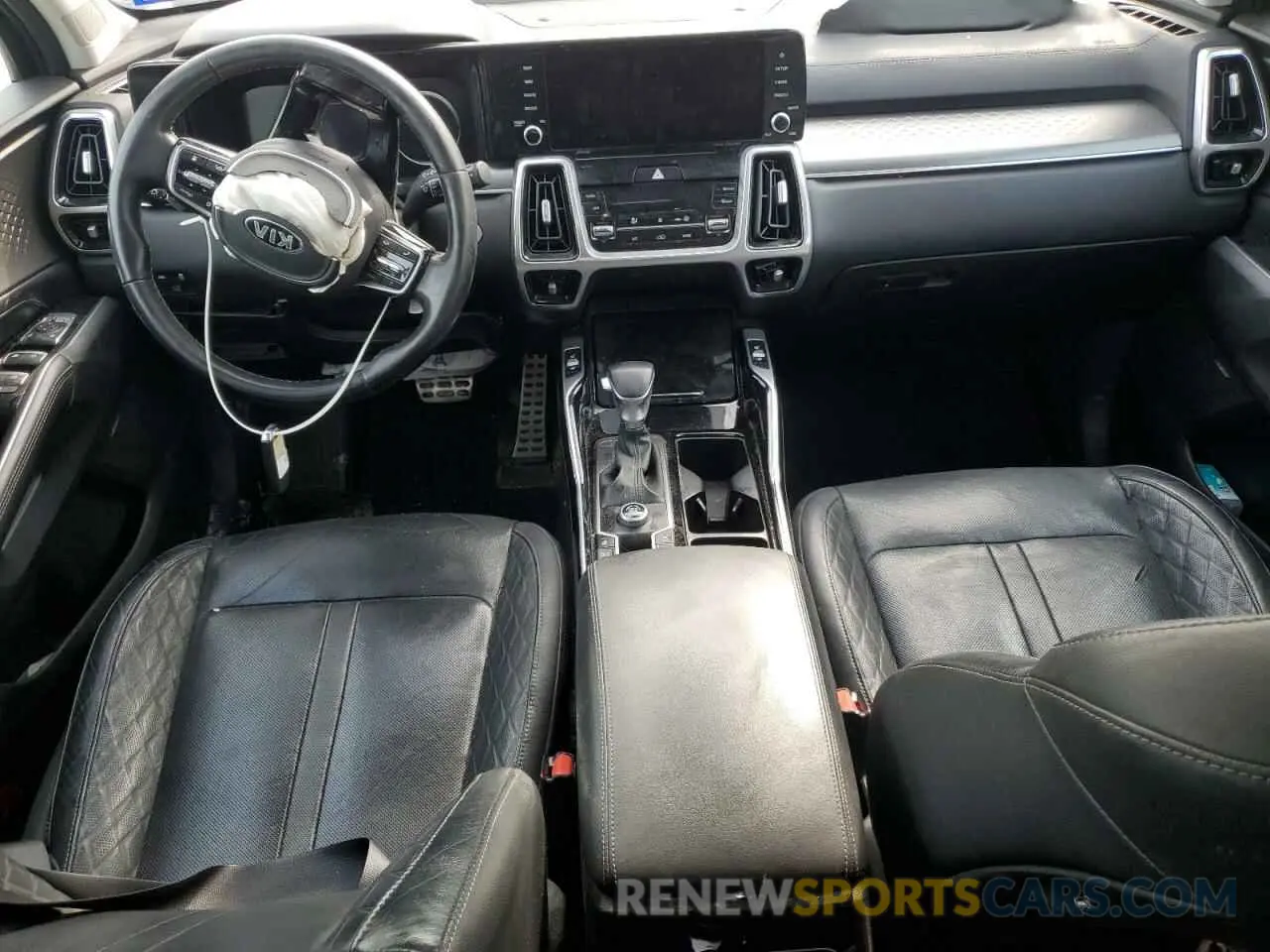 8 Photograph of a damaged car 5XYRK4LF2MG026897 KIA SORENTO 2021