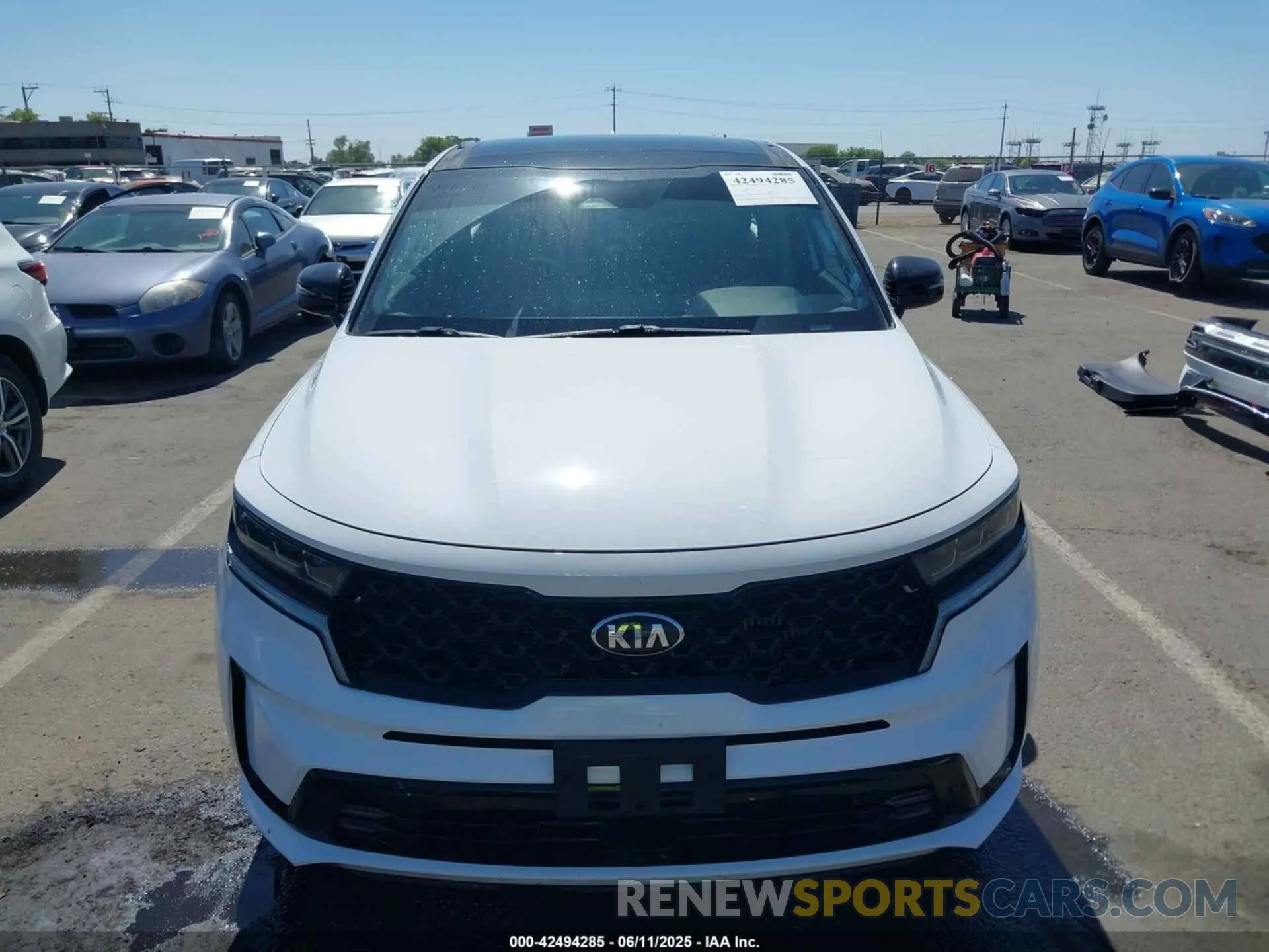 13 Photograph of a damaged car 5XYRK4LF2MG059642 KIA SORENTO 2021