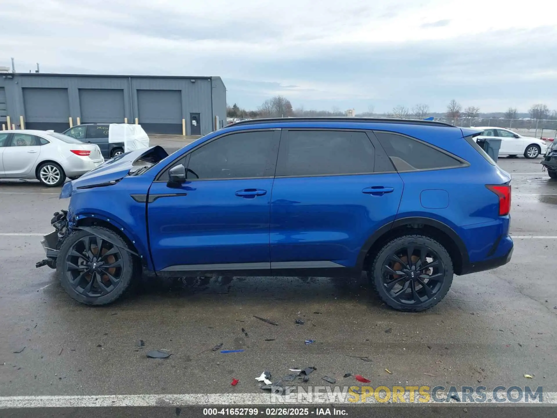 15 Photograph of a damaged car 5XYRK4LF3MG059617 KIA SORENTO 2021
