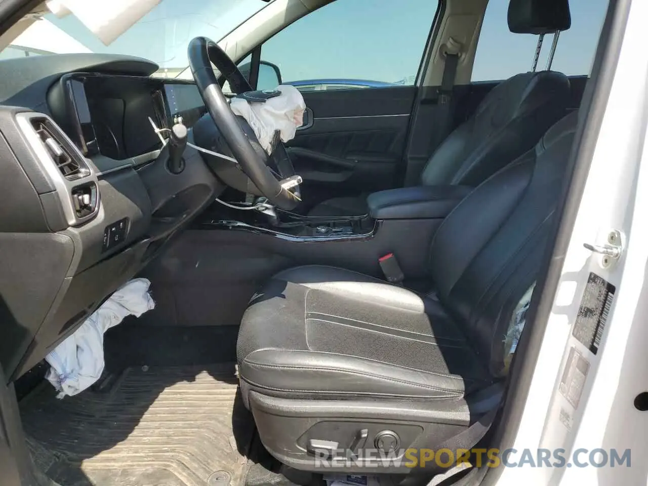 7 Photograph of a damaged car 5XYRK4LF5MG025002 KIA SORENTO 2021