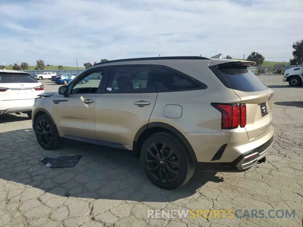 2 Photograph of a damaged car 5XYRK4LF5MG038347 KIA SORENTO 2021