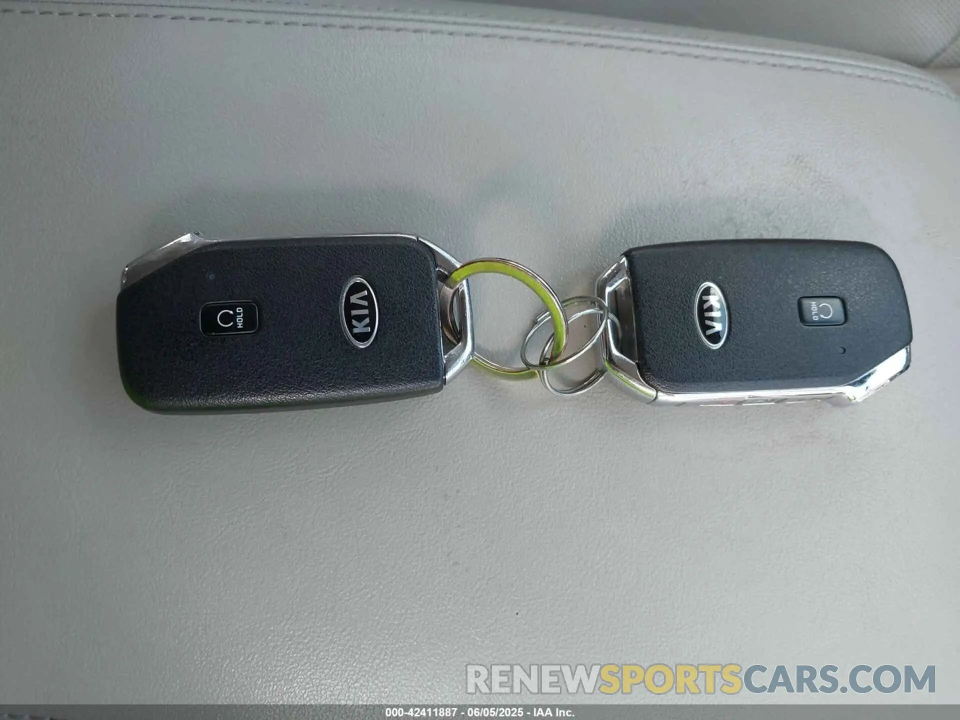 11 Photograph of a damaged car 5XYRK4LF7MG037510 KIA SORENTO 2021
