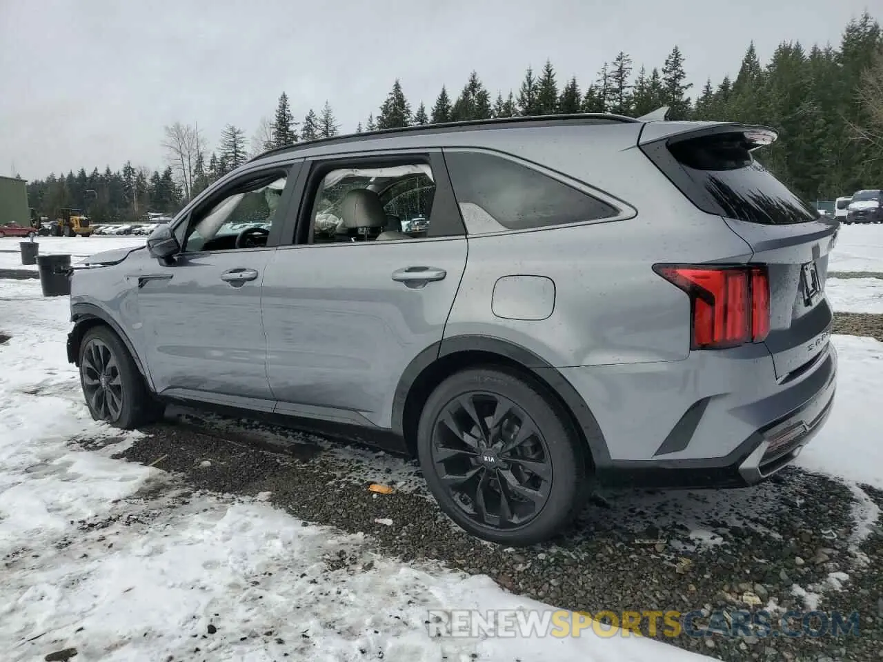 2 Photograph of a damaged car 5XYRK4LF9MG038741 KIA SORENTO 2021