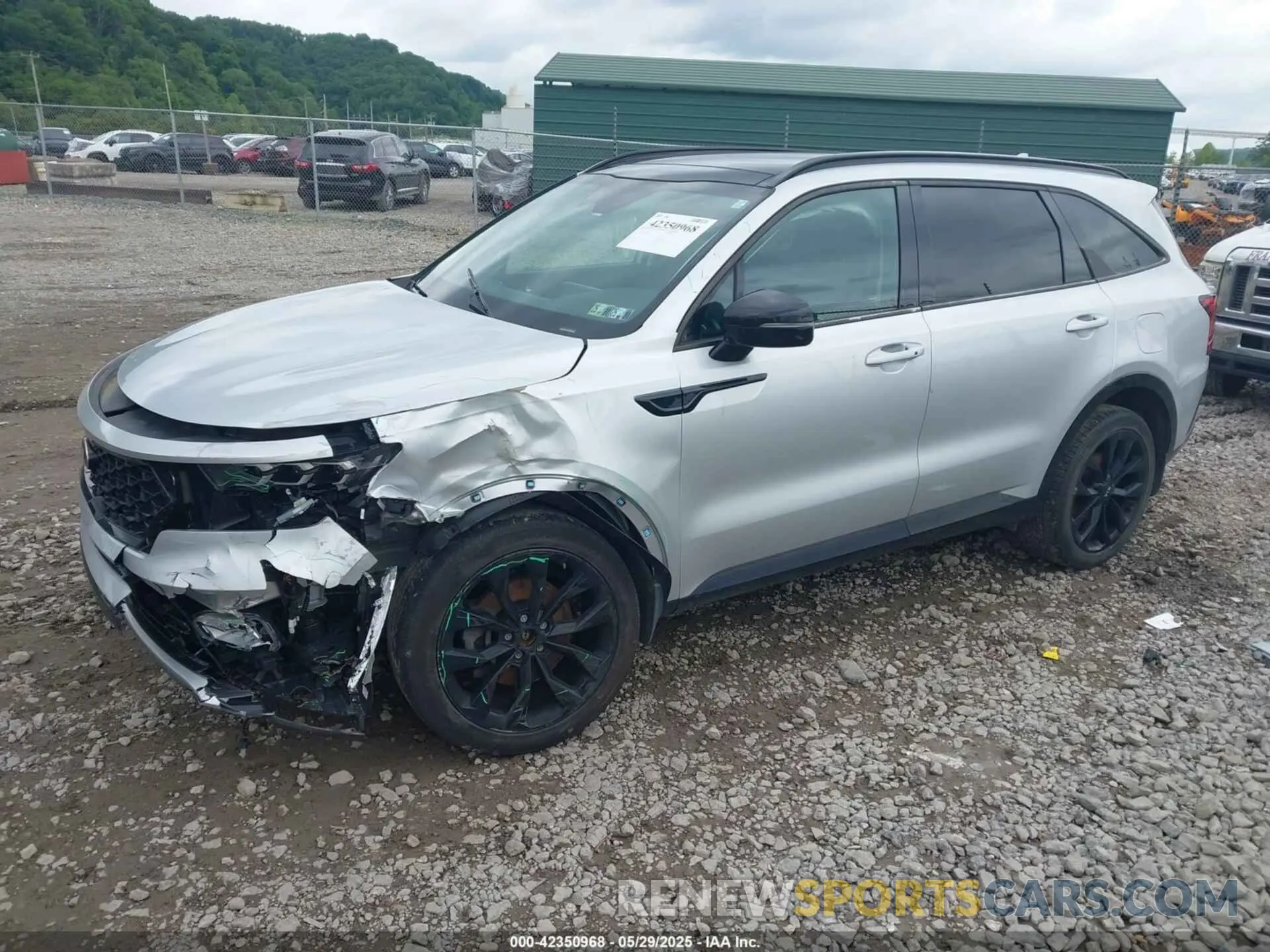 2 Photograph of a damaged car 5XYRKDLF2MG040721 KIA SORENTO 2021