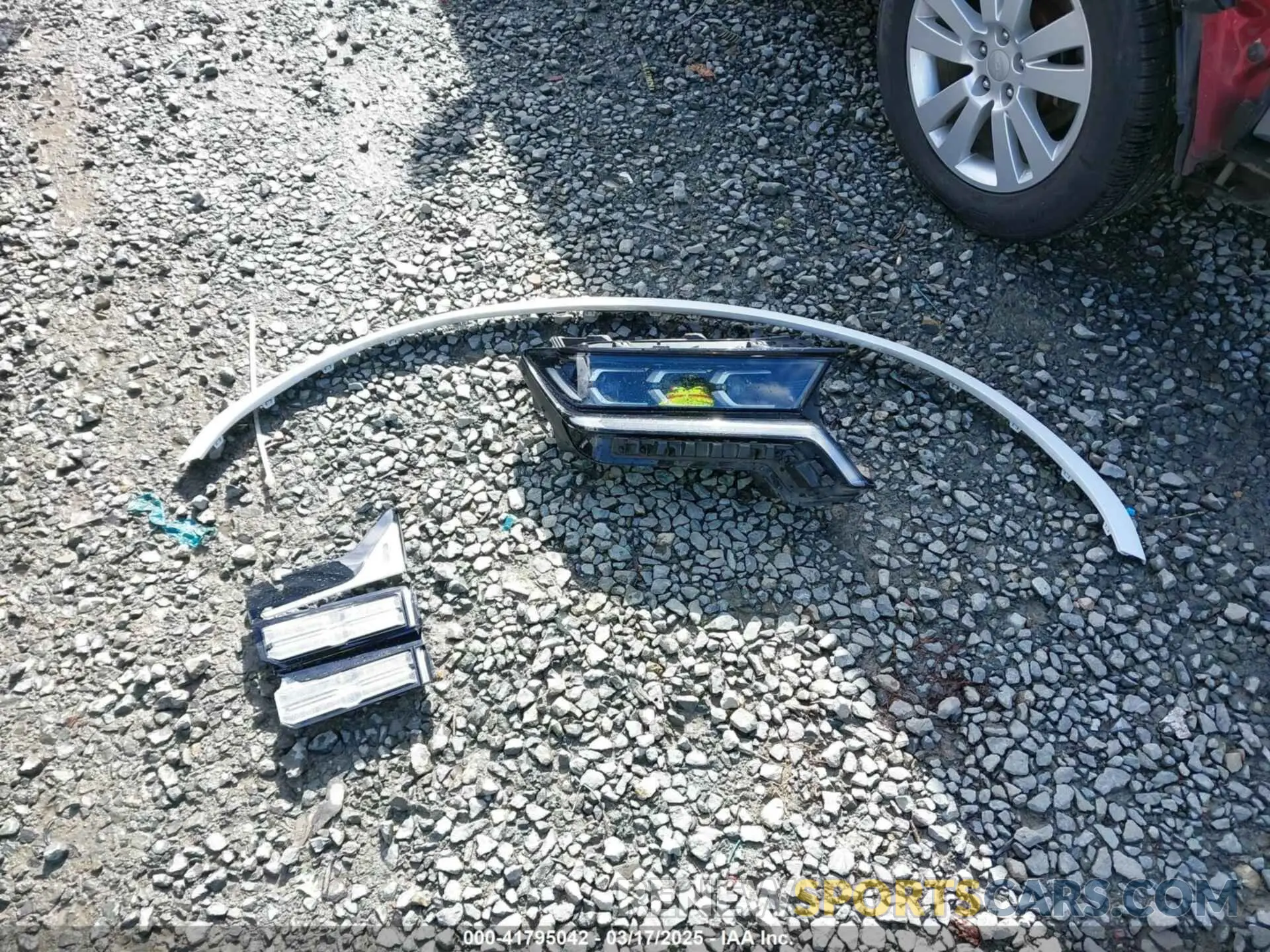 12 Photograph of a damaged car 5XYRKDLF5MG042916 KIA SORENTO 2021