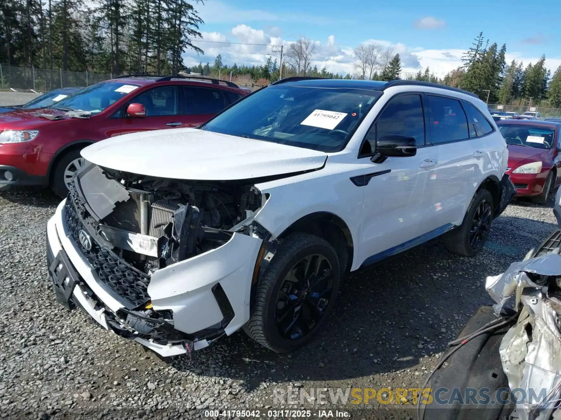 15 Photograph of a damaged car 5XYRKDLF5MG042916 KIA SORENTO 2021