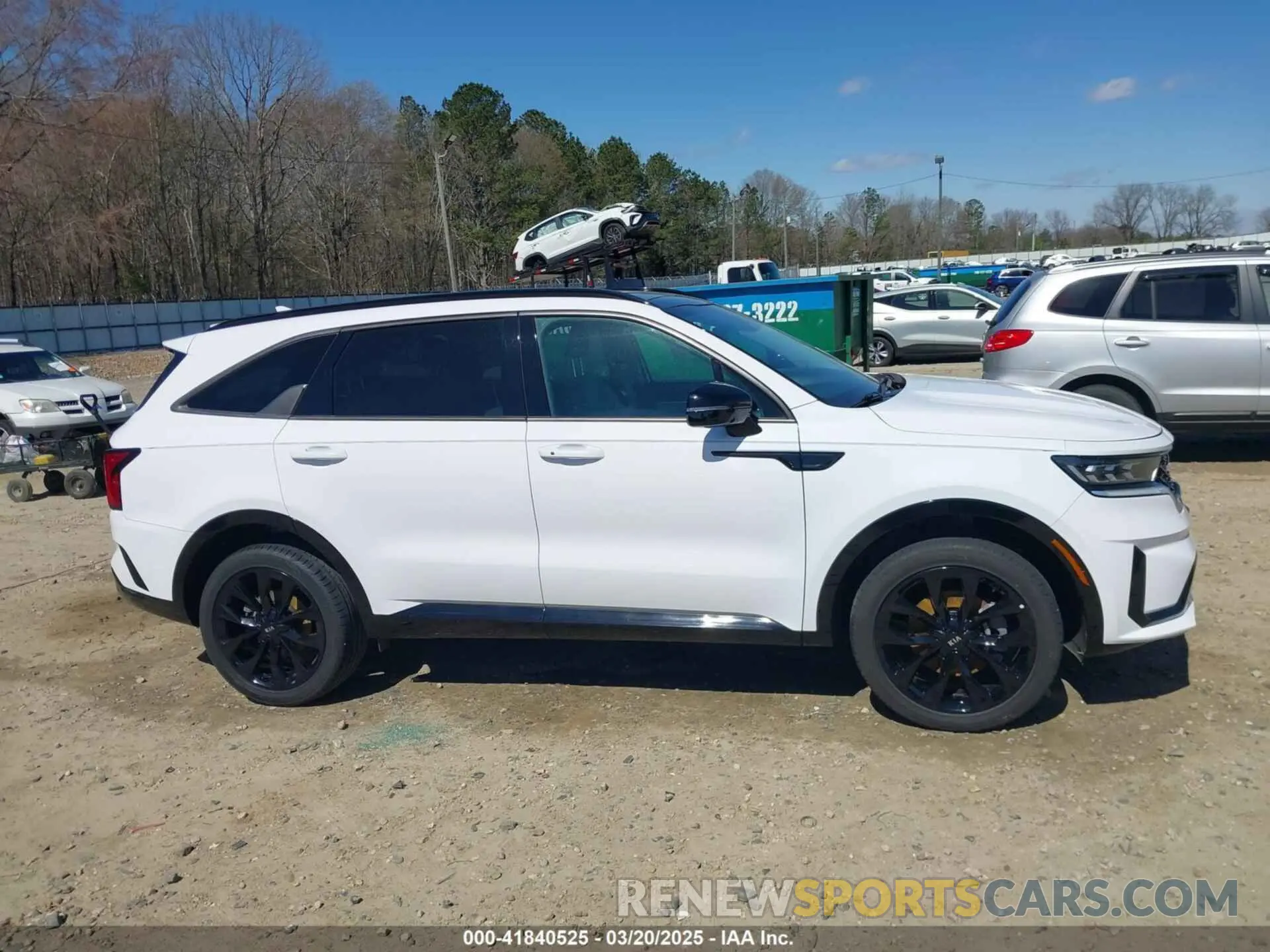 13 Photograph of a damaged car 5XYRKDLF6MG054766 KIA SORENTO 2021