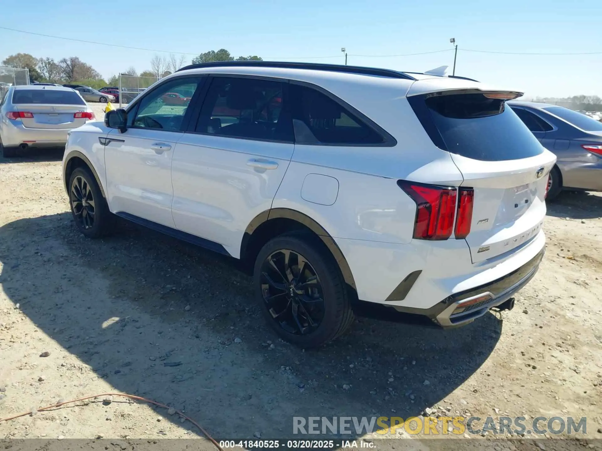 3 Photograph of a damaged car 5XYRKDLF6MG054766 KIA SORENTO 2021