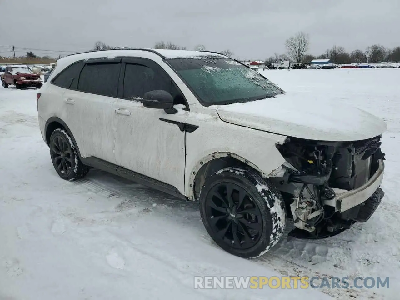 4 Photograph of a damaged car 5XYRKDLF9MG025648 KIA SORENTO 2021