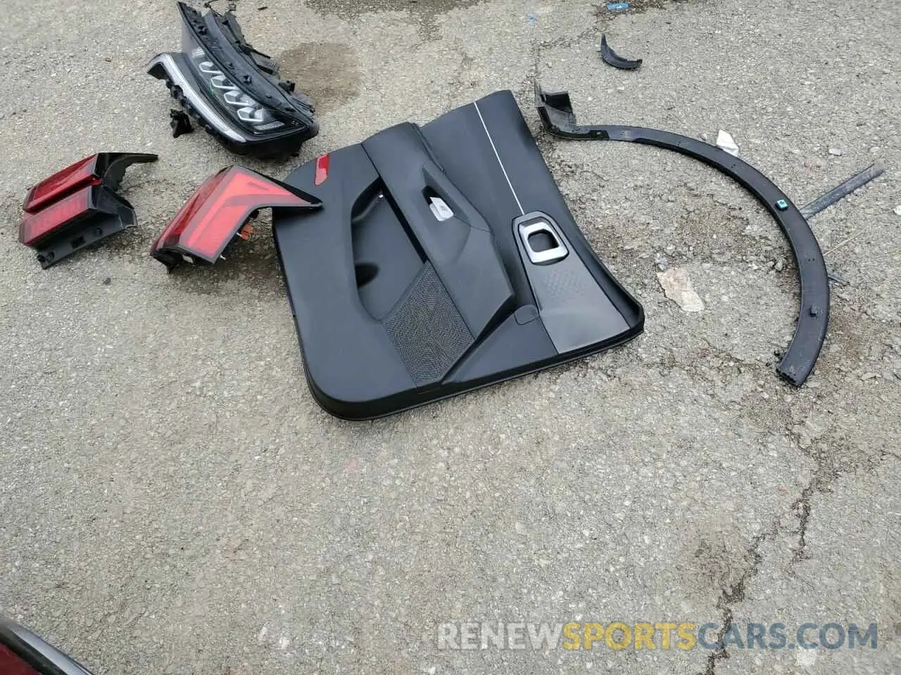 13 Photograph of a damaged car 5XYRL4LC0MG009759 KIA SORENTO 2021