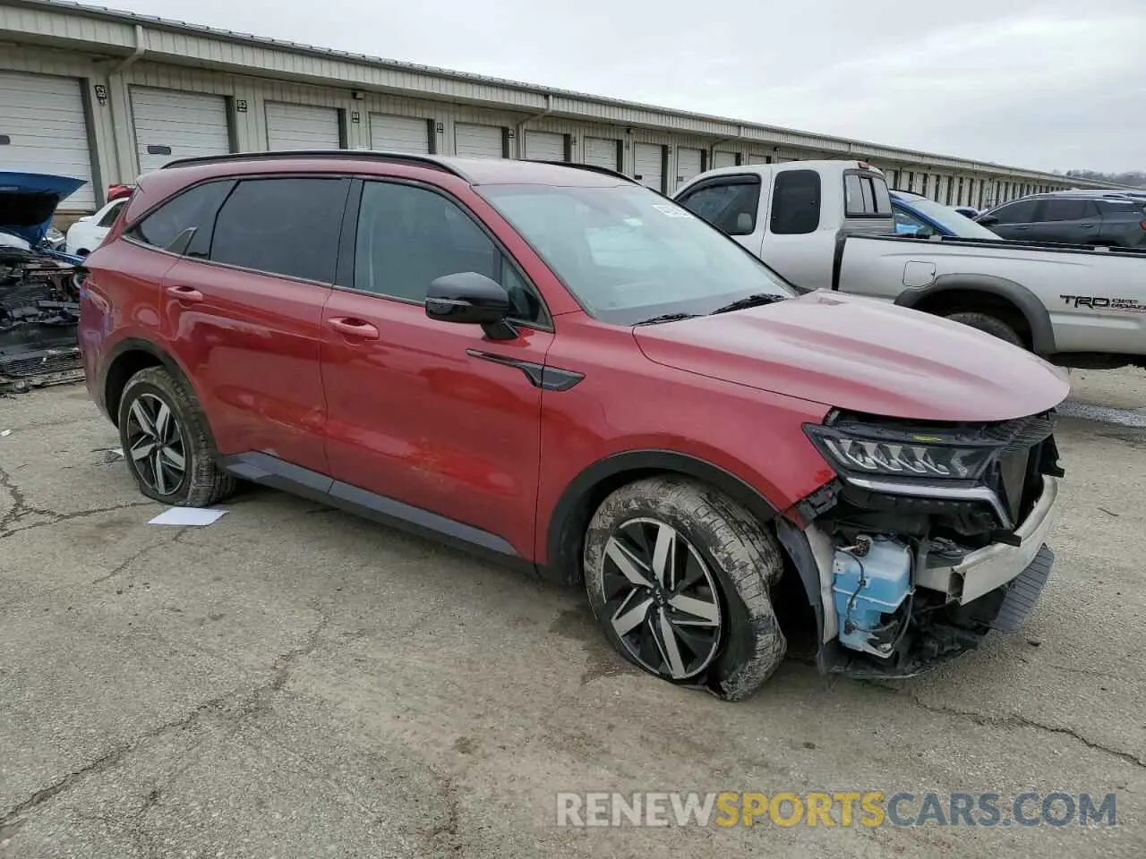 4 Photograph of a damaged car 5XYRL4LC0MG009759 KIA SORENTO 2021