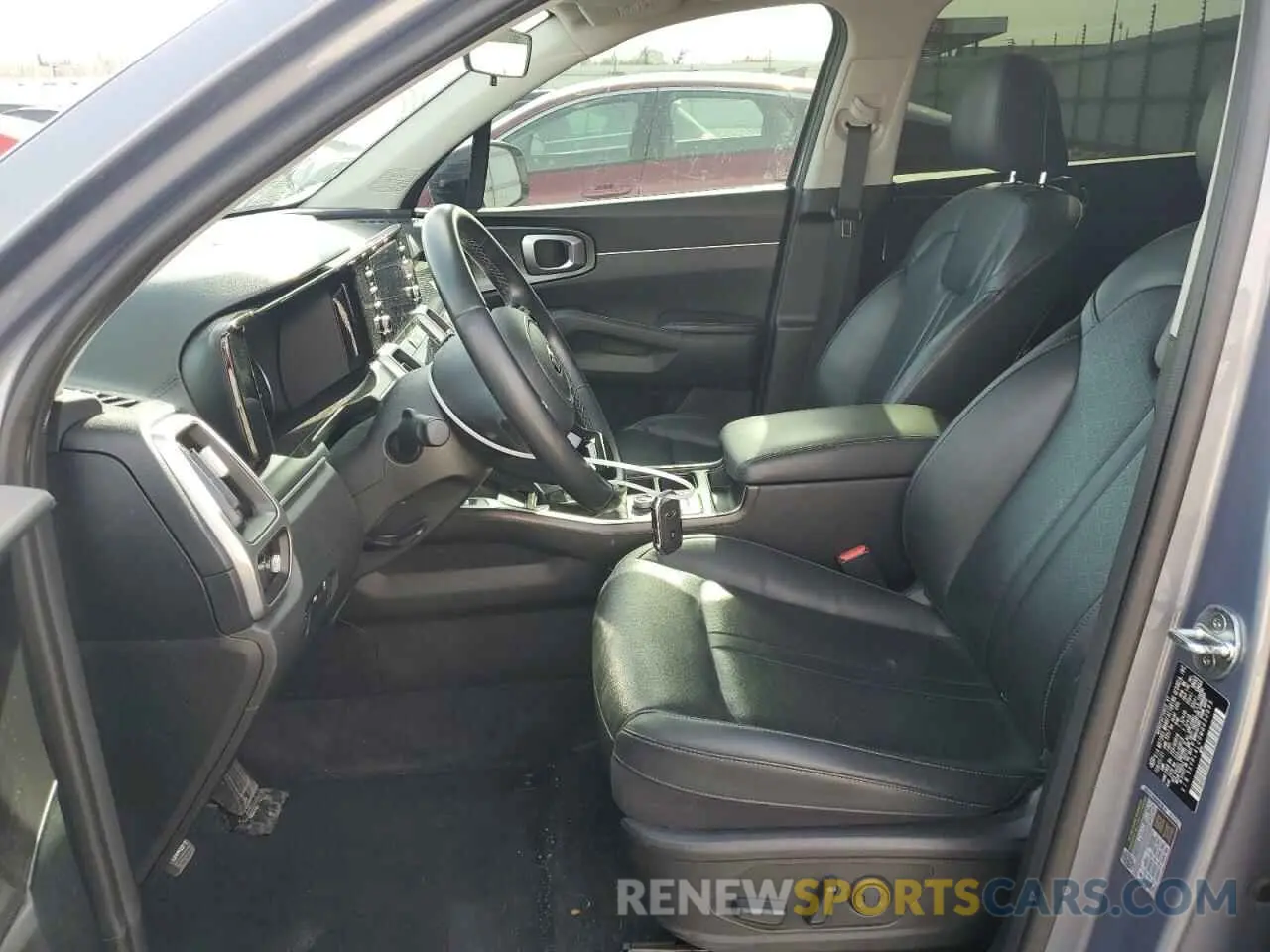 7 Photograph of a damaged car 5XYRL4LC0MG030093 KIA SORENTO 2021