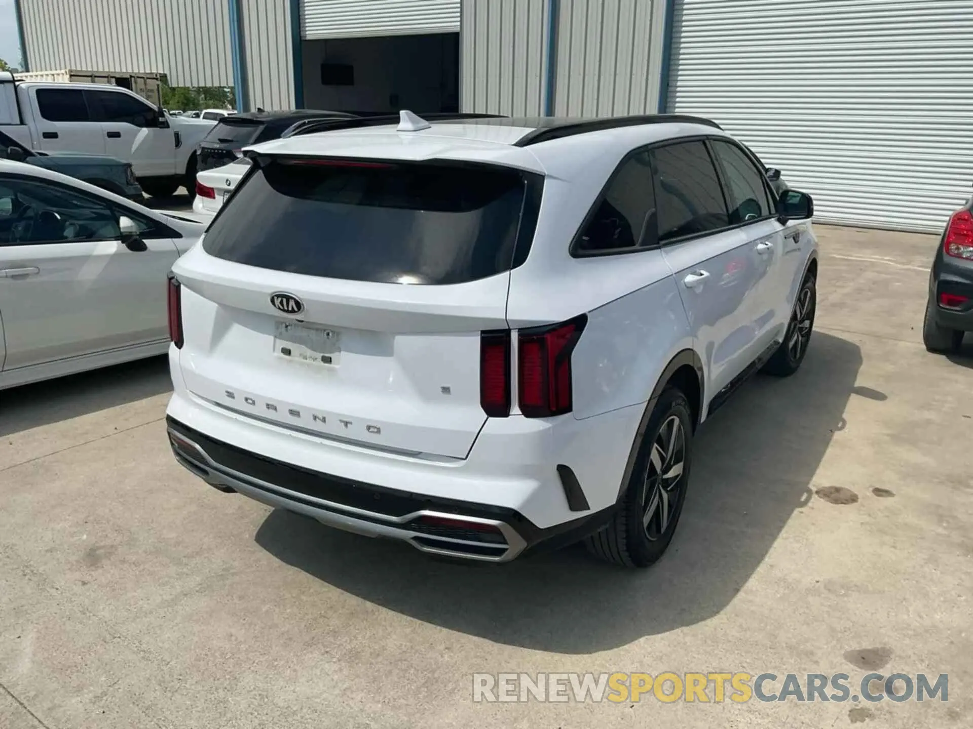 5 Photograph of a damaged car 5XYRL4LC0MG069234 KIA SORENTO 2021
