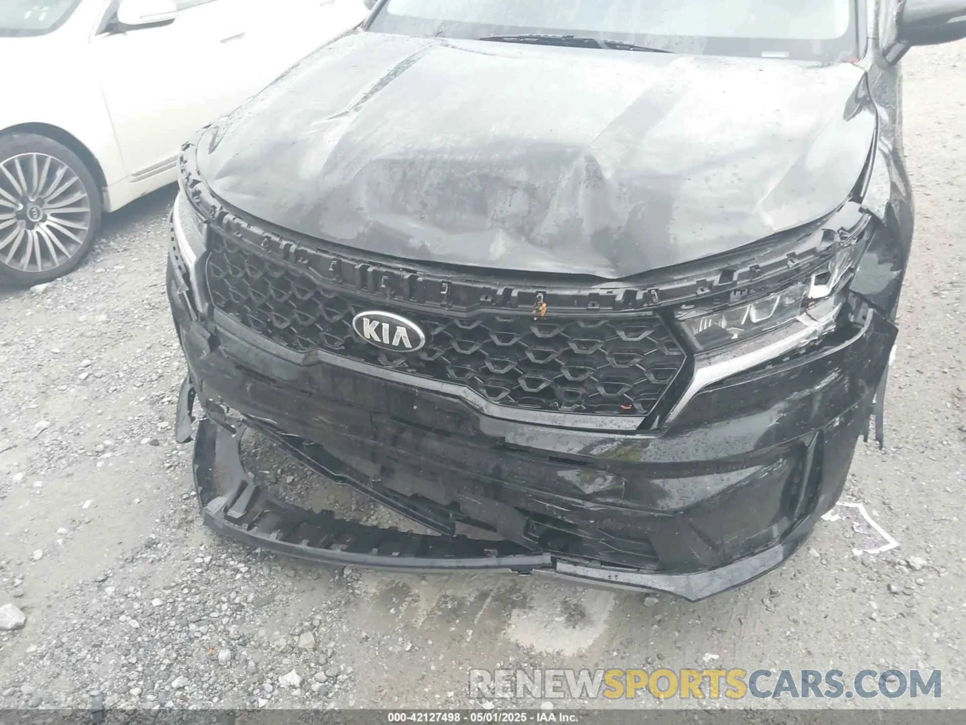 6 Photograph of a damaged car 5XYRL4LC1MG046335 KIA SORENTO 2021