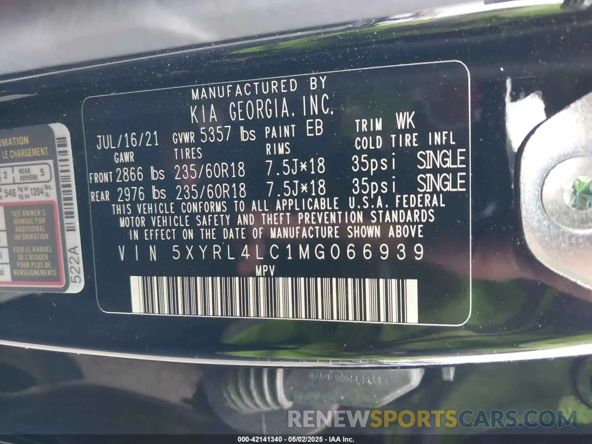 9 Photograph of a damaged car 5XYRL4LC1MG066939 KIA SORENTO 2021