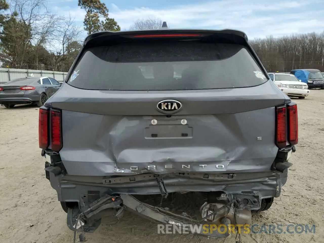 6 Photograph of a damaged car 5XYRL4LC2MG017510 KIA SORENTO 2021