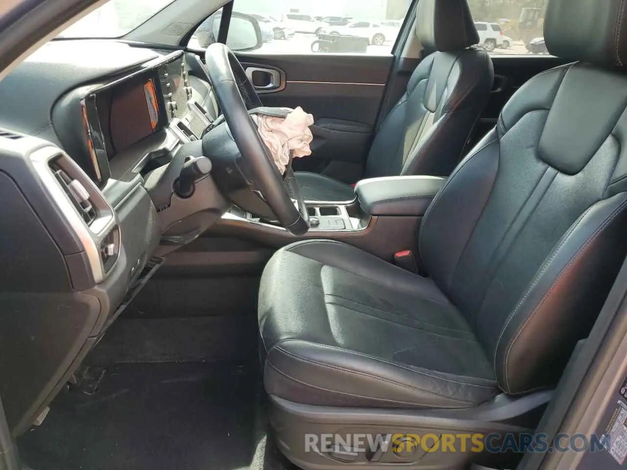 7 Photograph of a damaged car 5XYRL4LC2MG017510 KIA SORENTO 2021