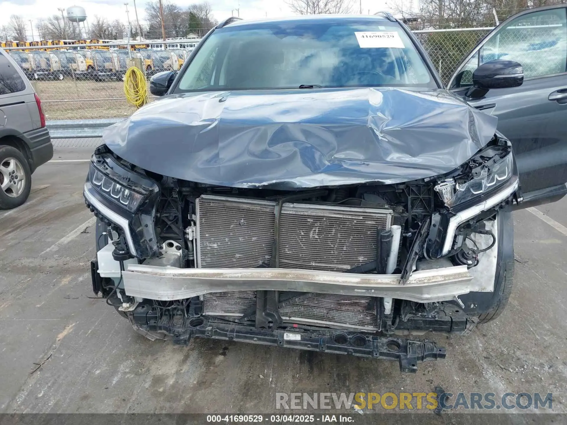 6 Photograph of a damaged car 5XYRL4LC3MG008296 KIA SORENTO 2021