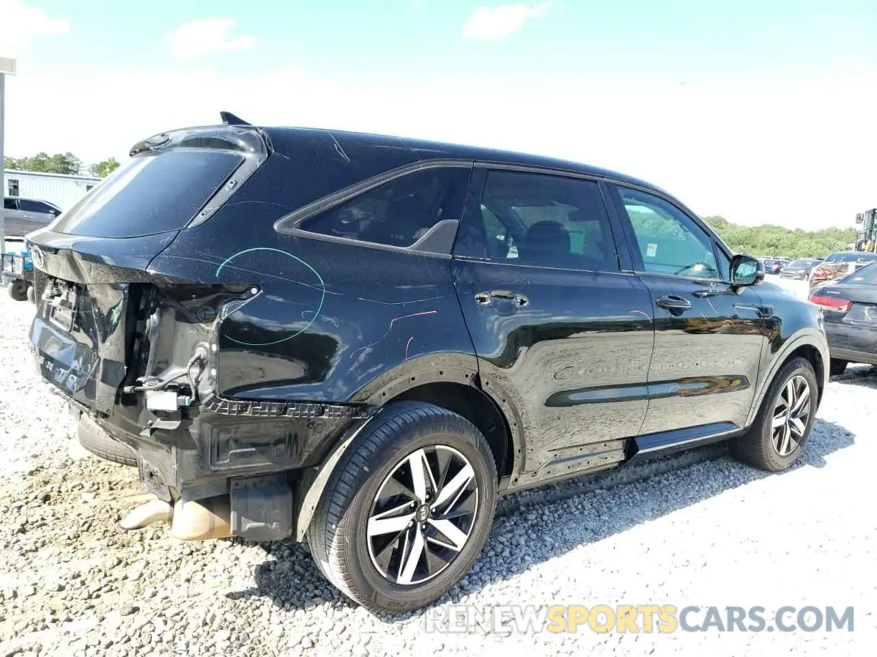 3 Photograph of a damaged car 5XYRL4LC3MG022182 KIA SORENTO 2021