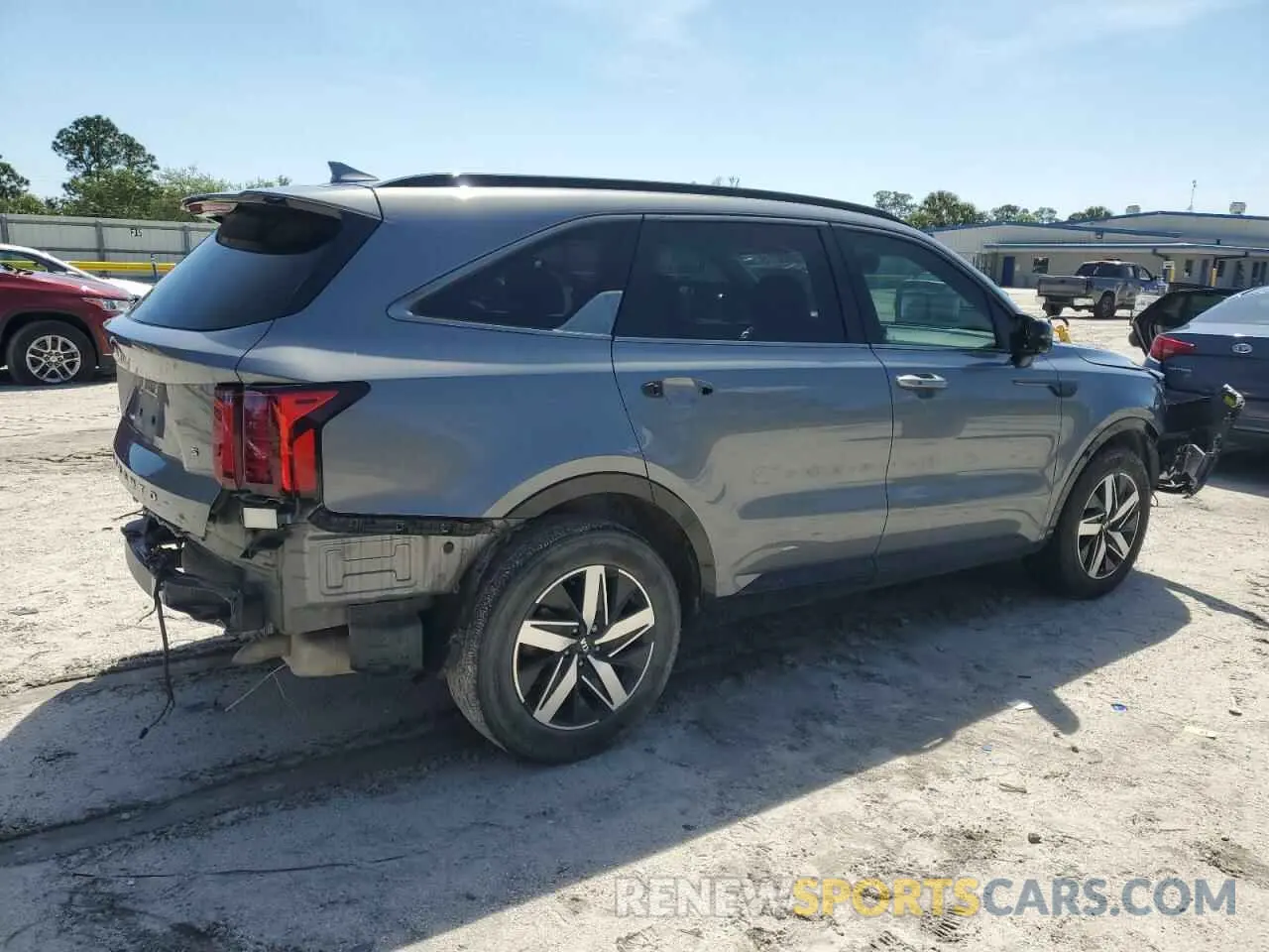 3 Photograph of a damaged car 5XYRL4LC4MG003771 KIA SORENTO 2021