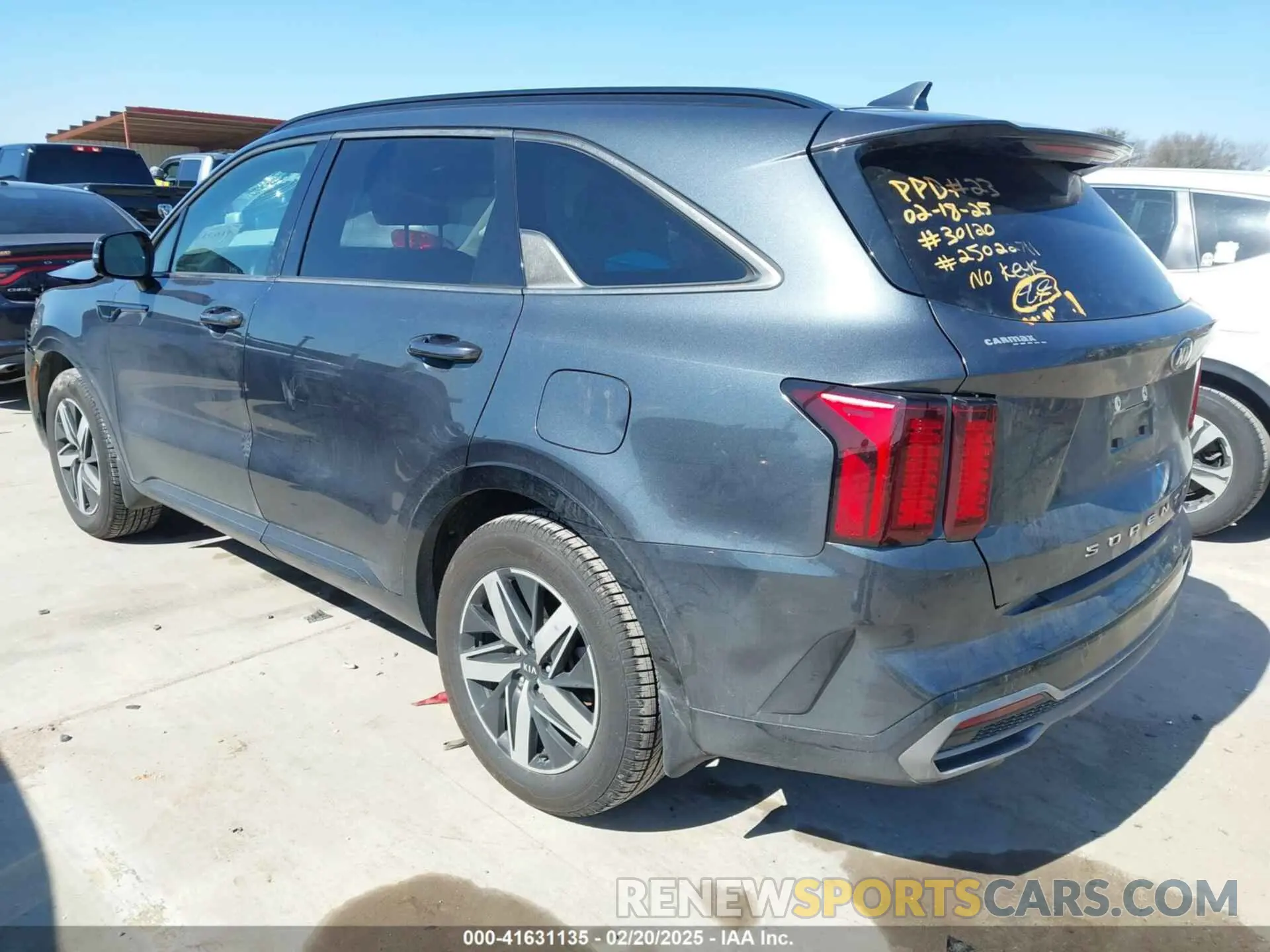 3 Photograph of a damaged car 5XYRL4LC4MG045731 KIA SORENTO 2021