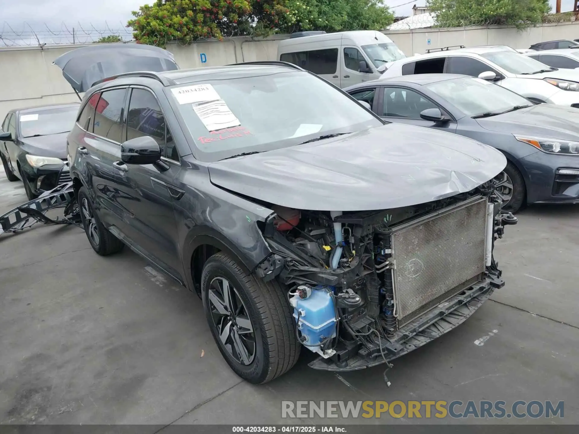 1 Photograph of a damaged car 5XYRL4LC4MG049052 KIA SORENTO 2021