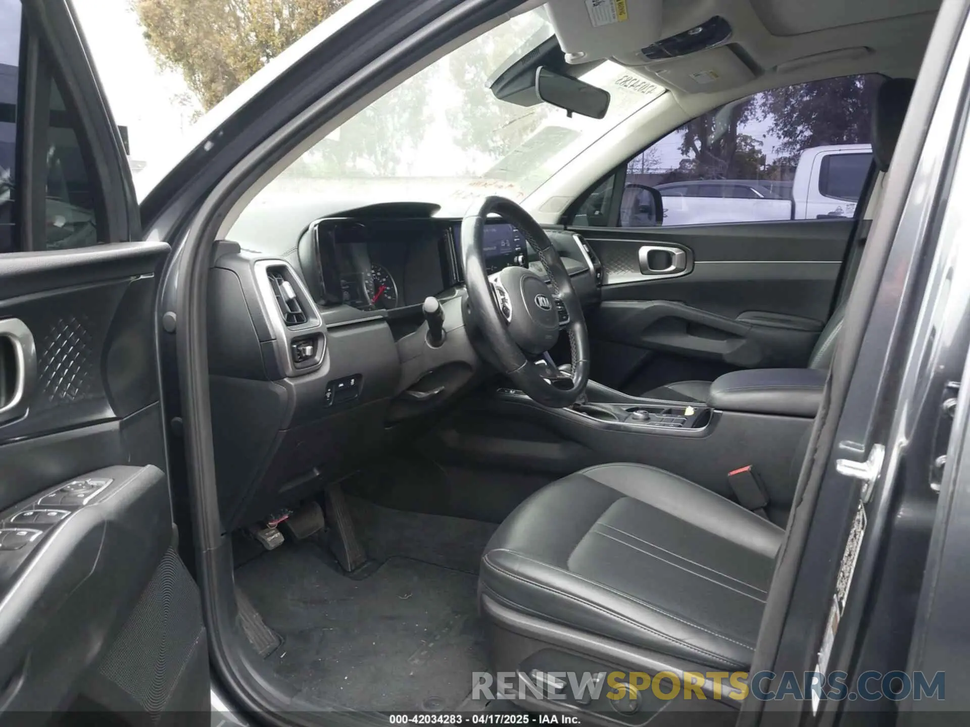 20 Photograph of a damaged car 5XYRL4LC4MG049052 KIA SORENTO 2021