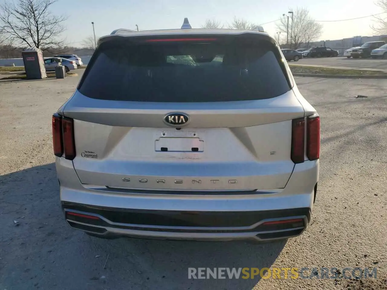 6 Photograph of a damaged car 5XYRL4LC8MG007614 KIA SORENTO 2021