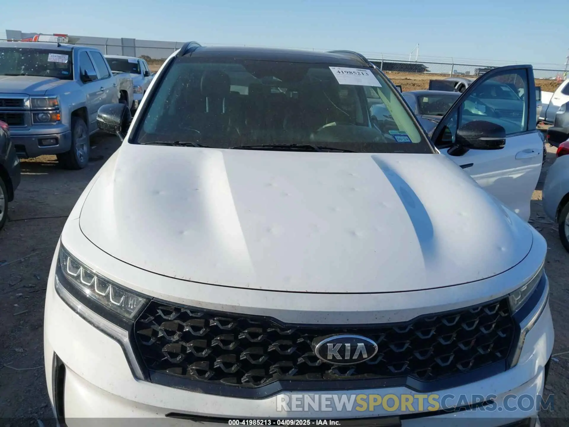 6 Photograph of a damaged car 5XYRL4LCXMG006027 KIA SORENTO 2021