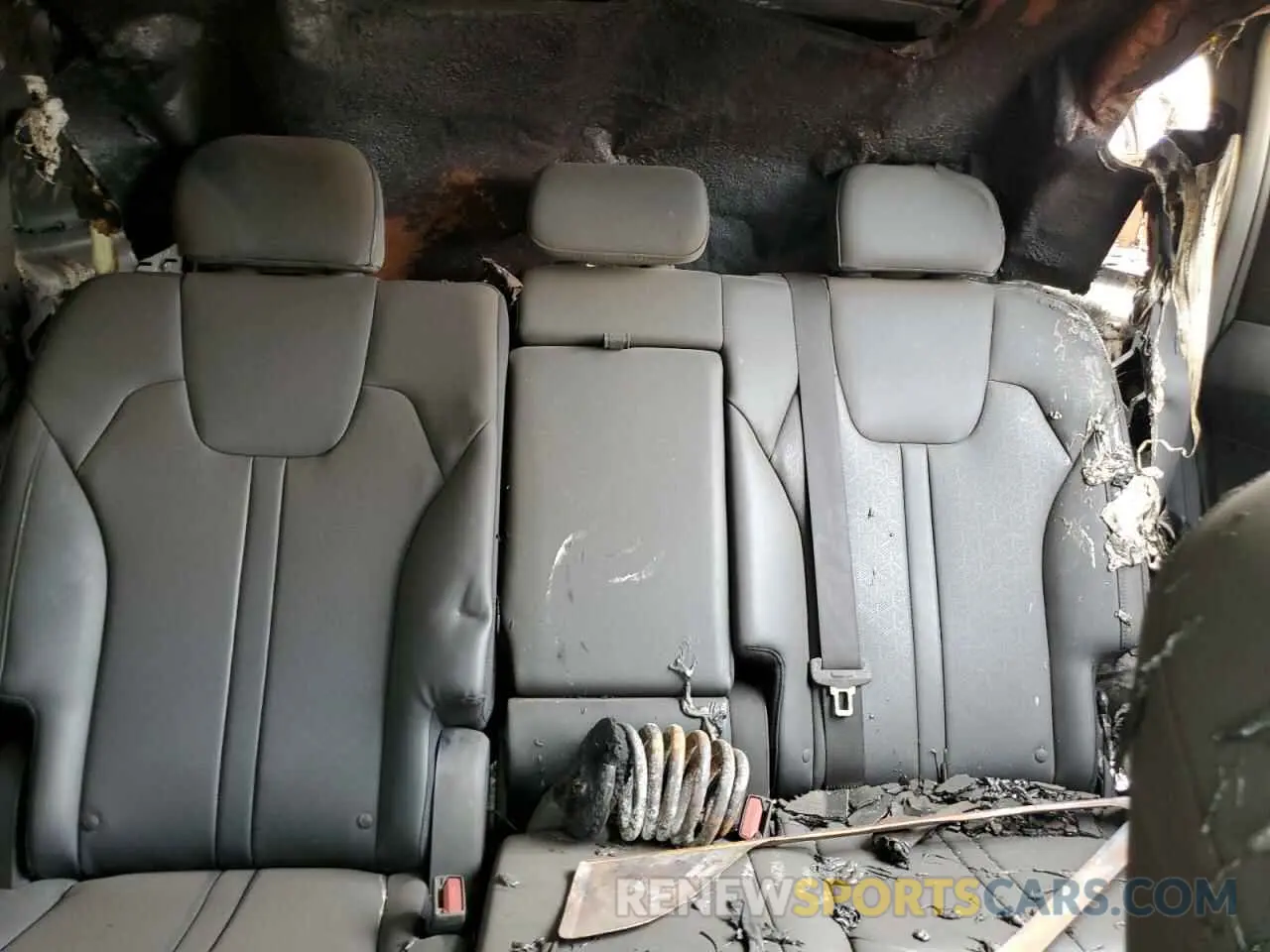 10 Photograph of a damaged car 5XYRLDLC0MG024262 KIA SORENTO 2021