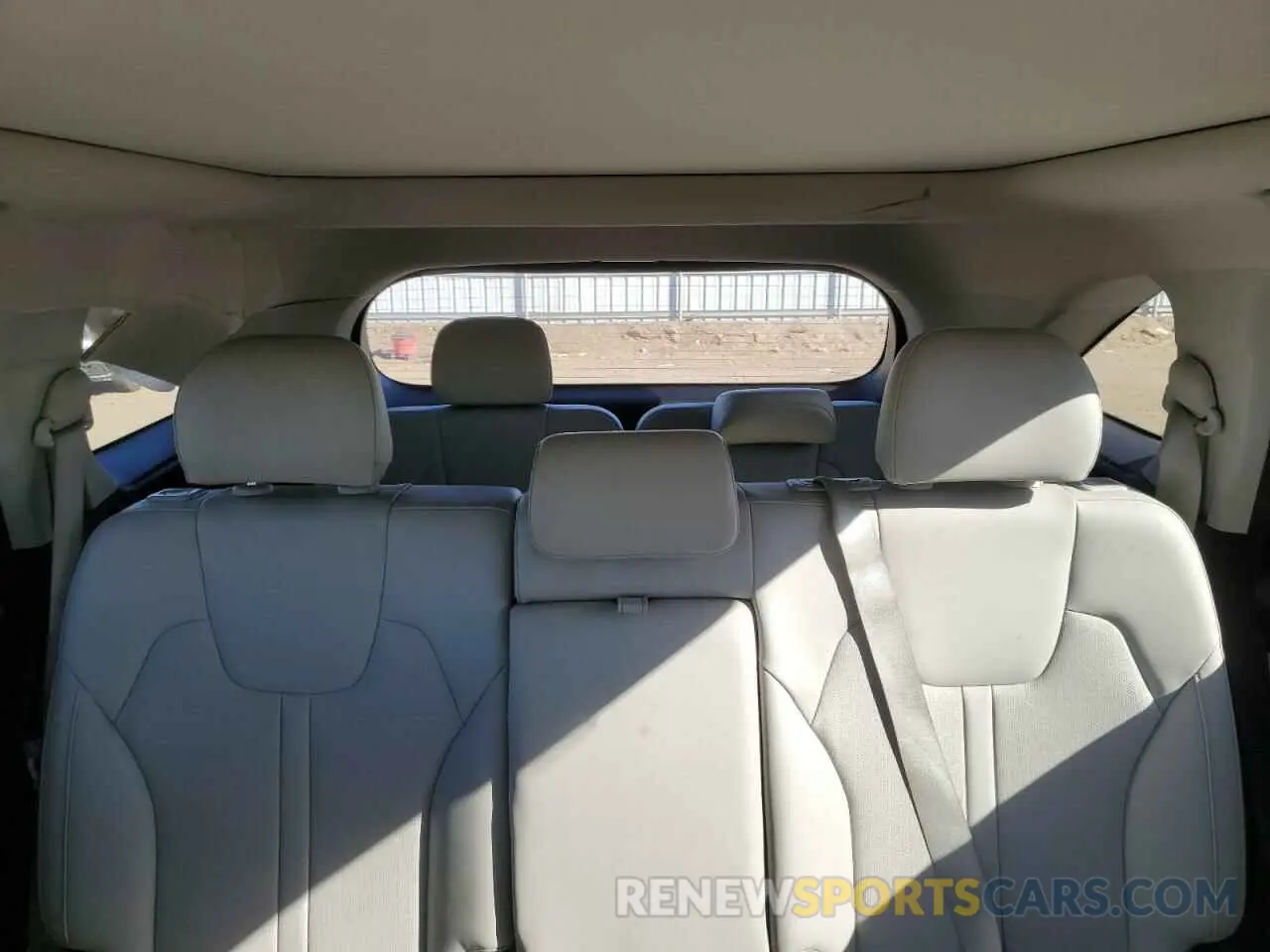10 Photograph of a damaged car 5XYRLDLC4MG013233 KIA SORENTO 2021