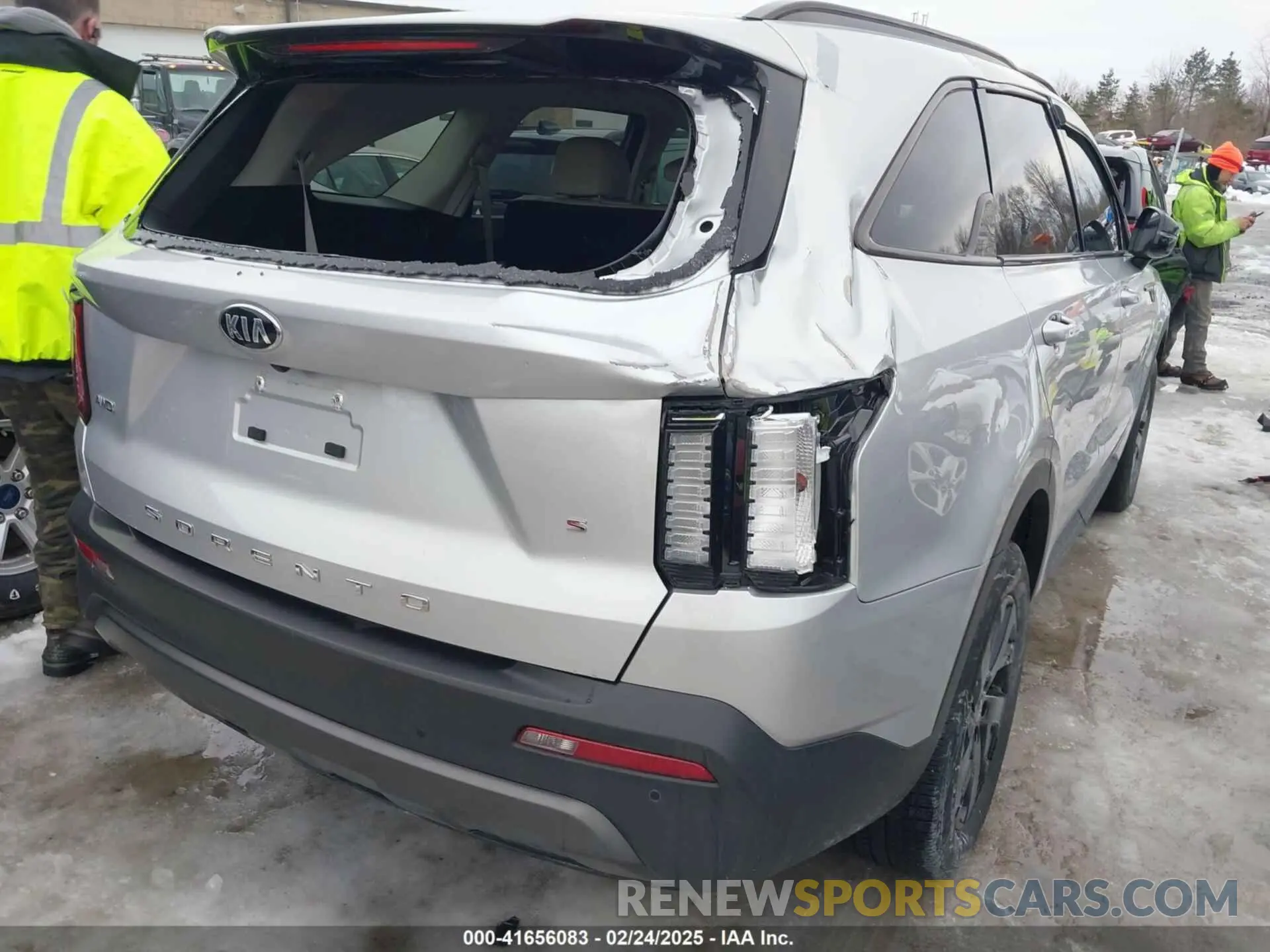 6 Photograph of a damaged car 5XYRLDLC4MG064716 KIA SORENTO 2021