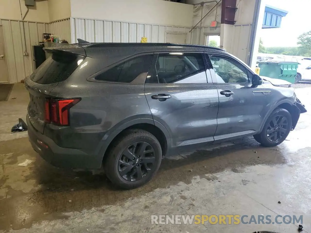 3 Photograph of a damaged car 5XYRLDLC5MG004122 KIA SORENTO 2021