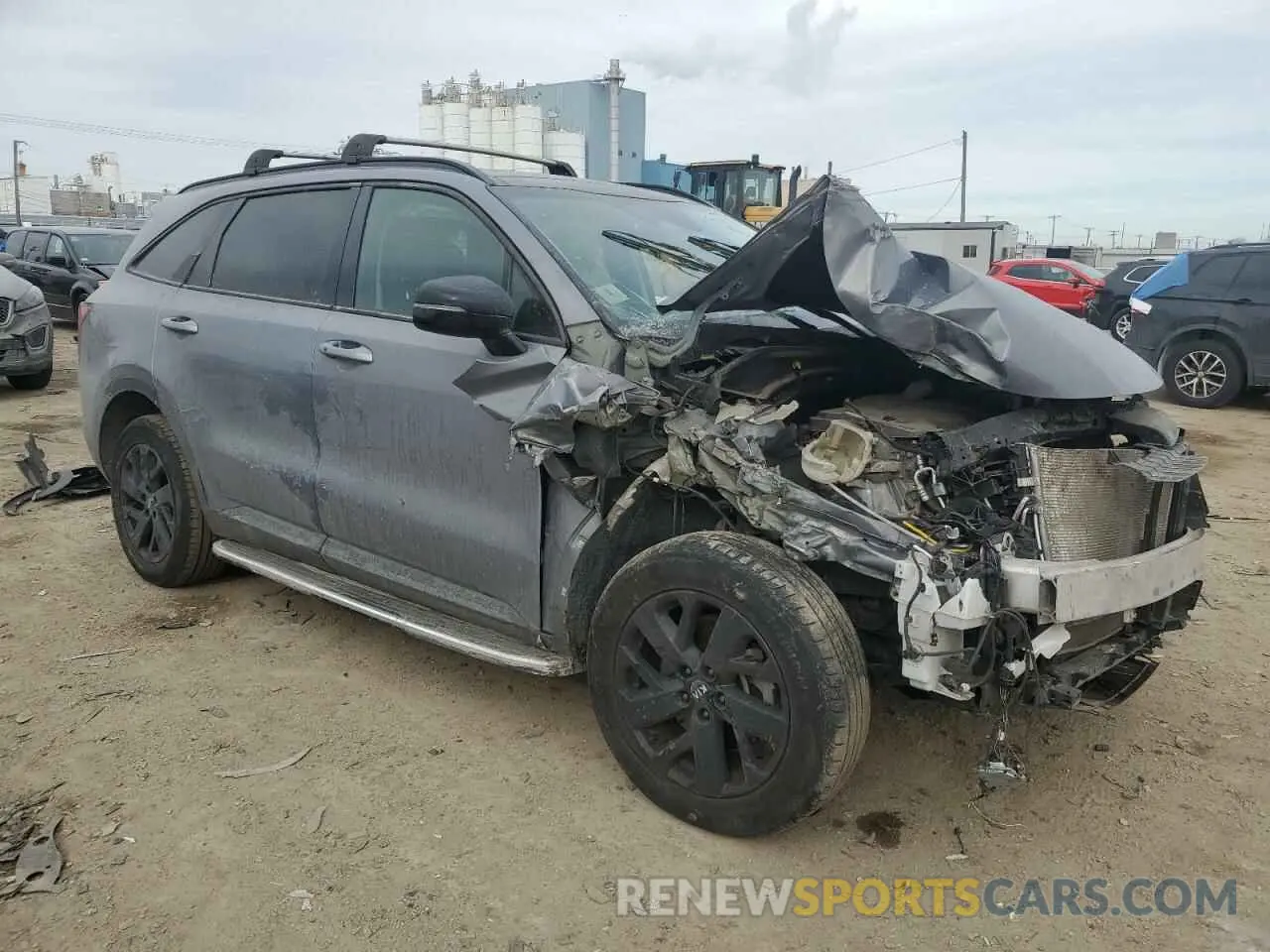4 Photograph of a damaged car 5XYRLDLC5MG024113 KIA SORENTO 2021