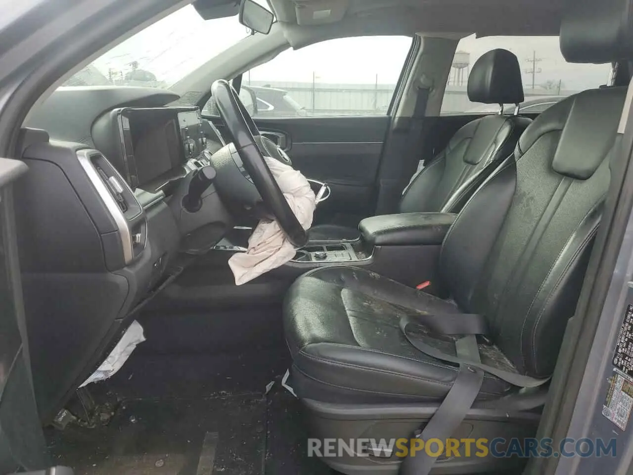 7 Photograph of a damaged car 5XYRLDLC5MG024113 KIA SORENTO 2021