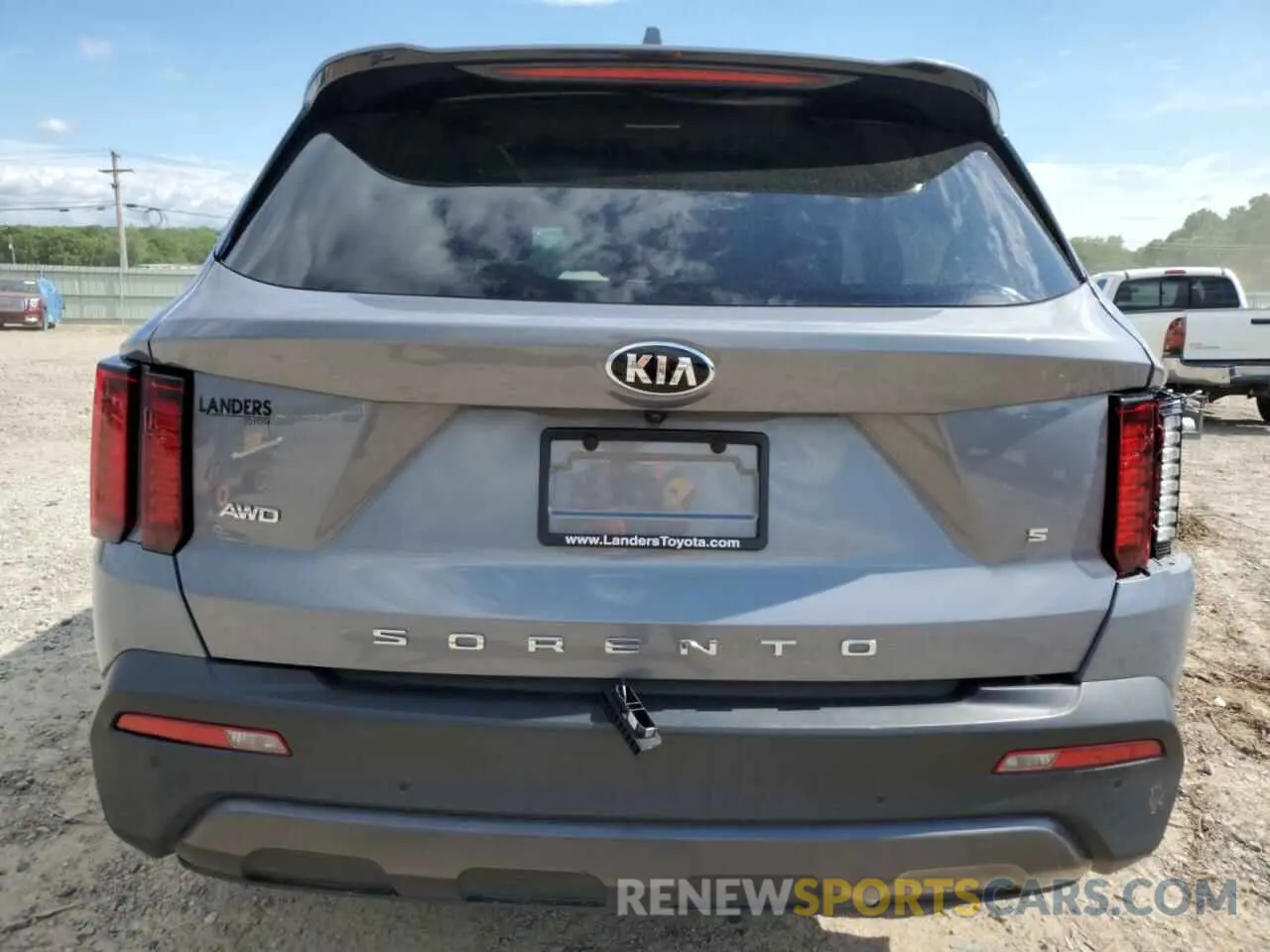 6 Photograph of a damaged car 5XYRLDLC5MG046810 KIA SORENTO 2021