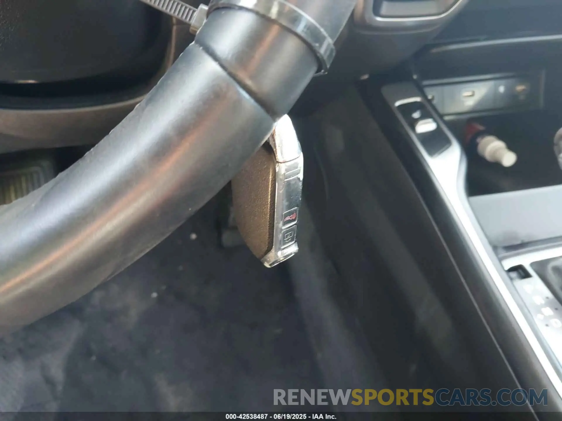 11 Photograph of a damaged car 5XYRLDLC7MG006230 KIA SORENTO 2021